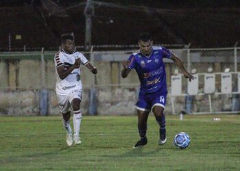 Santa Cruz faz partida apática, perde para o Iguatu e está eliminado da Série D