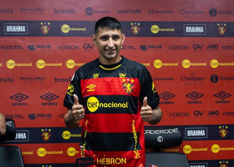 Em apresentação, Alan Ruiz comemora chegada ao Sport e fala sobre torcedores no aeroporto: “Foi uma linda recepção, não esperava”