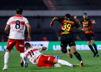 Sport perde do CRB e cai para segundo lugar na Série B