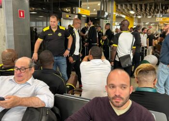 São Bernardo tem voo cancelado e embarca nesta sexta ao Recife para decisão contra o Náutico