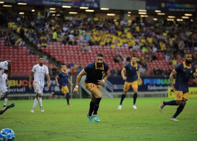 Retrô cede empate com dois jogadores a mais, perde nos pênaltis para o Maranhão e dá adeus à Série D