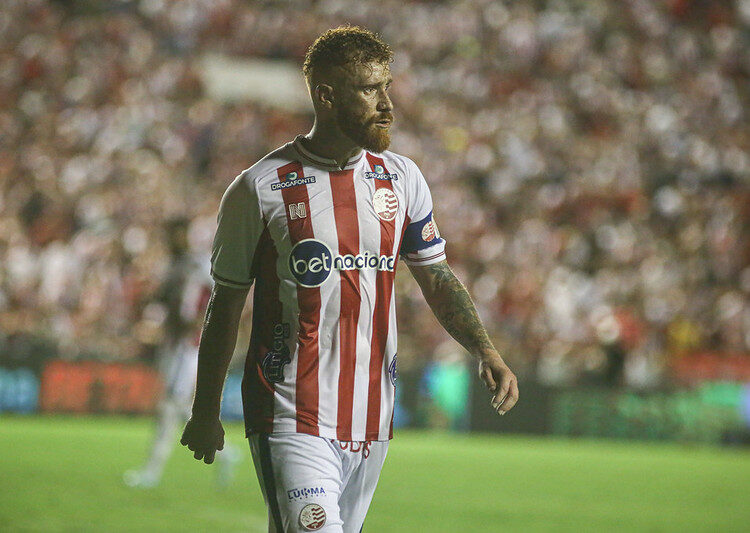 Náutico renova contrato com o volante Souza; Novo vínculo foi publicado no BID