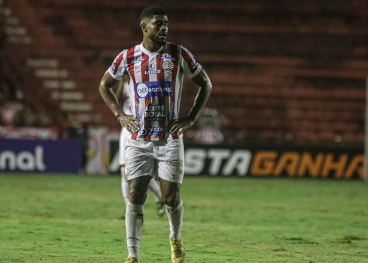 Náutico: Jean Mangabeira tem ruptura de ligamento confirmada e passará por cirurgia