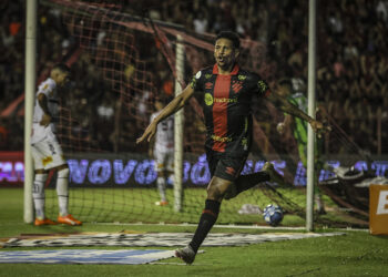 Eduardo e Felipinho desfalcam o Sport contra o Tombense por problemas musculares