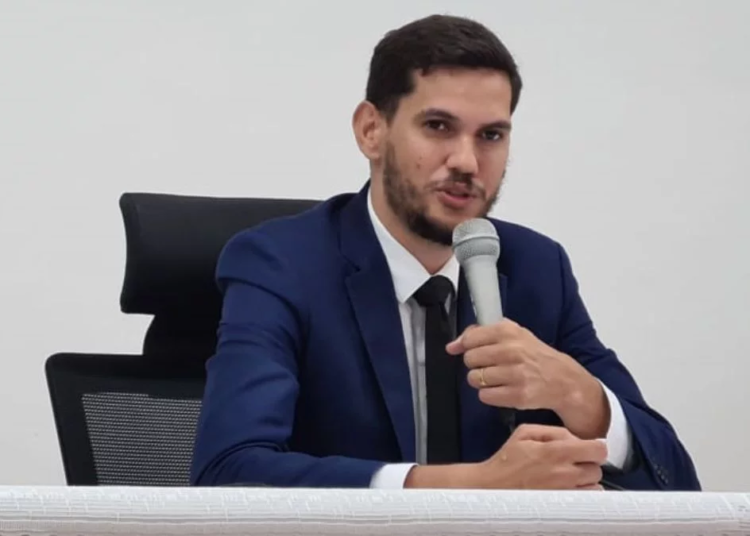 Após retornar a presidência do Conselho Deliberativo do Santa Cruz, Marino Abreu rebate acusações