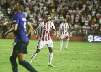 Náutico: Jean Mangabeira tem ruptura de ligamento confirmada e passará por cirurgia