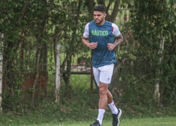 Náutico: Denilson e Berguinho acertam acordo para deixar o clube