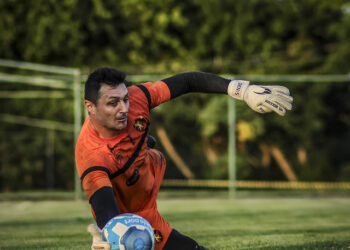 Após retornar ao time titular do Sport, Dênis ressalta importância dos próximos jogos na Série B: “Temos 12 finais”