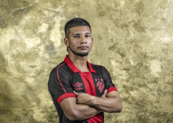 Sport anuncia a contratação do atacante Negueba, ex-Confiança