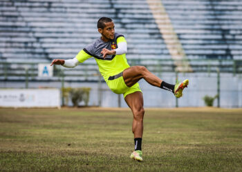 Roberto Rosales, do Sport, é convocado pela seleção da Venezuela para os jogos contra Brasil e Chile