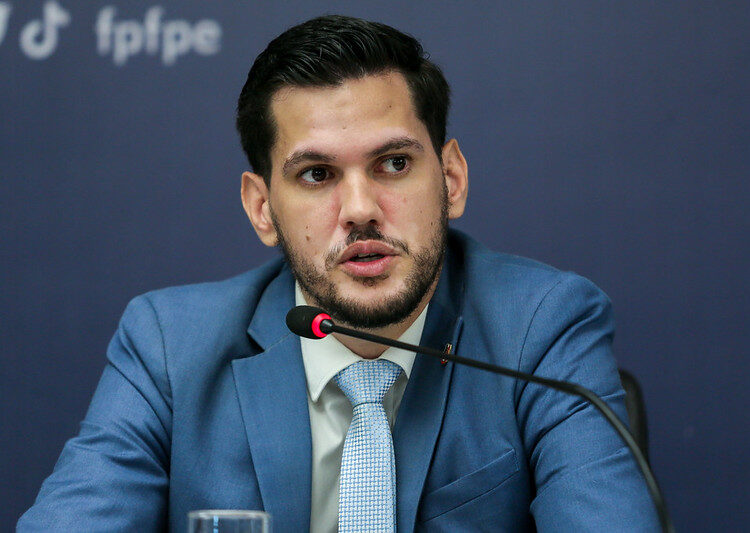 Nova liderança, Marino Abreu vai concorrer à eleição presidencial no Santa Cruz