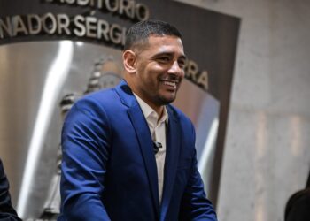 Sport: Diego Souza recebe título de cidadão pernambucano em evento na ALEPE