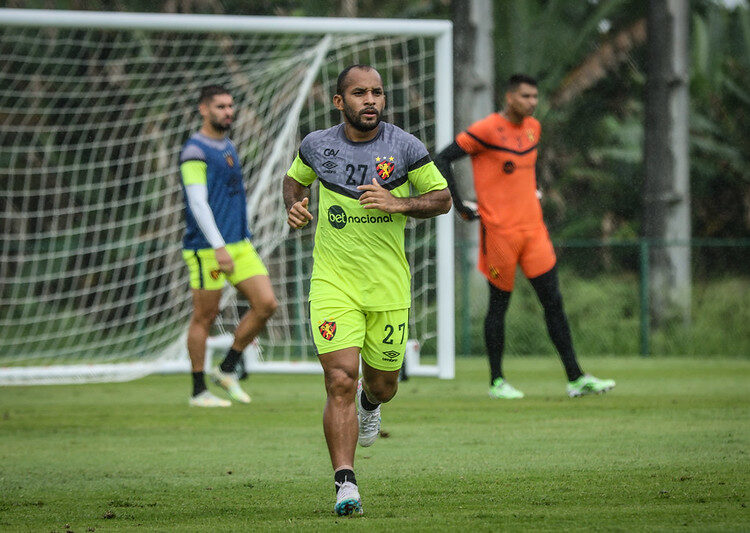Sport: Edinho prevê jogo difícil contra o Sampaio Corrêa e mantém confiança no acesso: “Temos que fazer a nossa parte”
