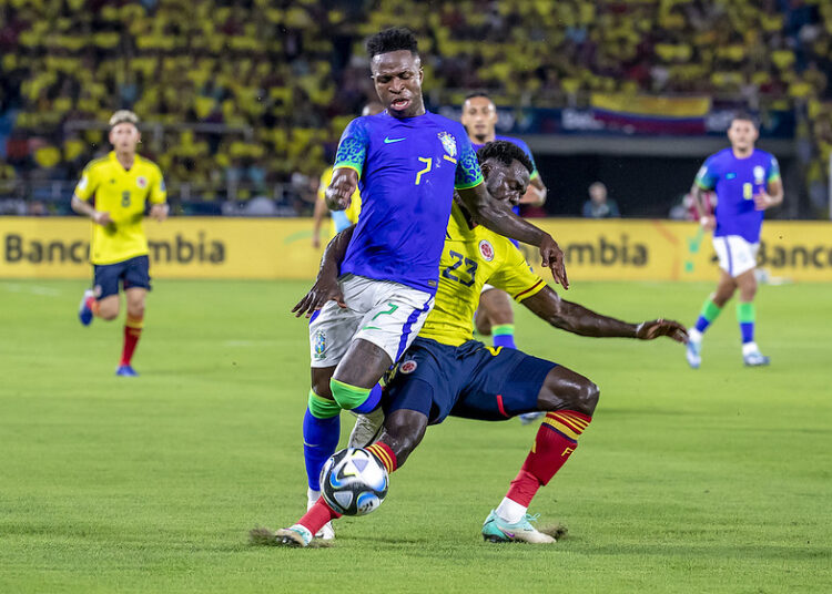 Eliminatórias: Brasil perde a segunda seguida contra a Colômbia