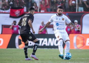 Sport é derrotado pelo Vitória e complica chances de acesso