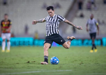 Empresário desconversa sobre interesse do Sport por Jean Carlos