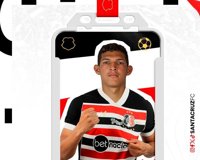 Santa Cruz oficializa contratação do atacante Matheus Matias