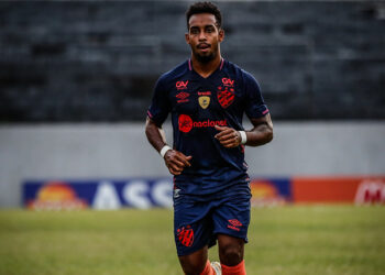 Sport oficializa empréstimo do lateral direito Ewerthon para o Juventude