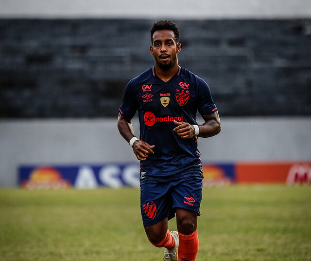 Sport oficializa empréstimo do lateral direito Ewerthon para o Juventude