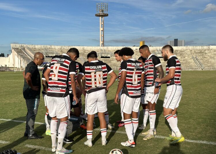 Santa Cruz anuncia mudança de adversário em jogo treino do próximo sábado (23)