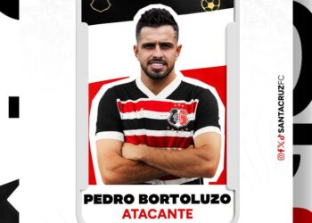 Santa Cruz oficializa contratação do atacante Pedro Bortoluzo, ex-Portuguesa