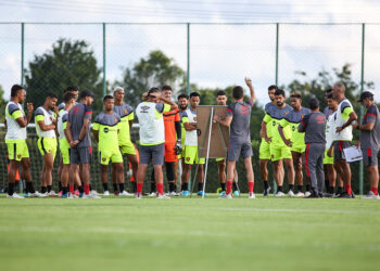 Sport: Confira o esboço de time montado por Mariano Soso em treinamento nesta terça-feira (02)