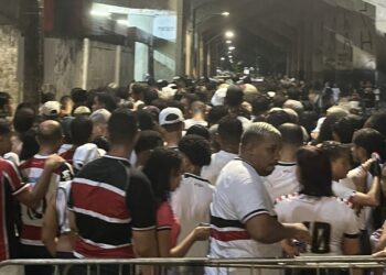 Santa Cruz: Torcedores enfrentam problemas para entrar no Arruda em jogo contra o Maguary