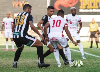 Em jogo bem movimentado, Central e Náutico ficam no 2×2