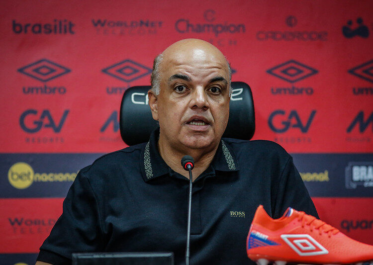 Presidente do Sport afirma que clube vai romper com torcida organizada após ataque ao ônibus do Fortaleza