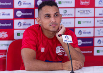 Ray Vanegas ressalta evolução do Náutico e volta o foco para a Copa do Nordeste: “Vamos chegar muito bem”