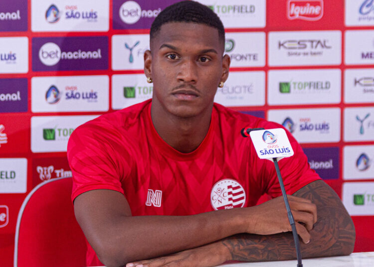 Náutico: Igor Pereira é diagnosticado com ruptura no ligamento do joelho e fica fora por três meses; Ray Vanegas sofre lesão muscular