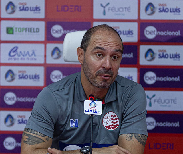 Náutico: Allan Aal comenta decisão de não poupar jogadores contra o Porto e celebra triunfo