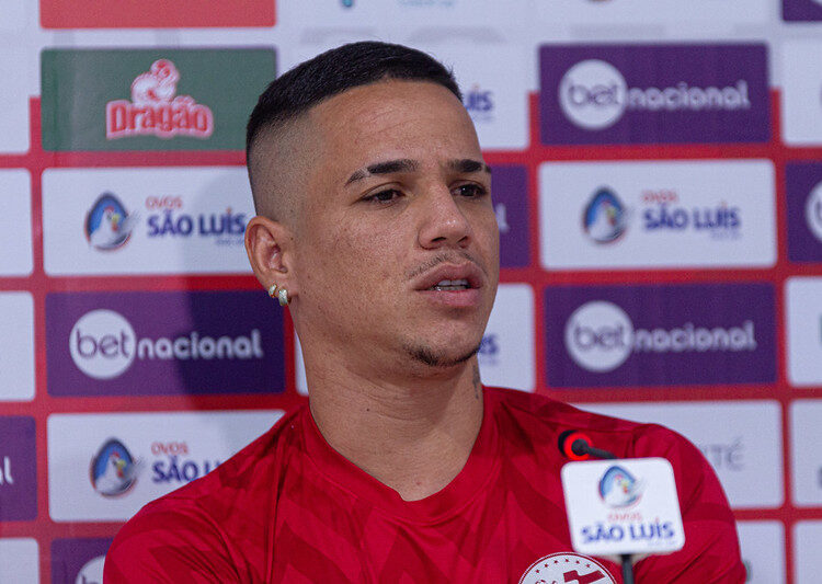 Náutico: Diego Matos ressalta semana mais leve após vitória no clássico e prega atenção contra o Afogados