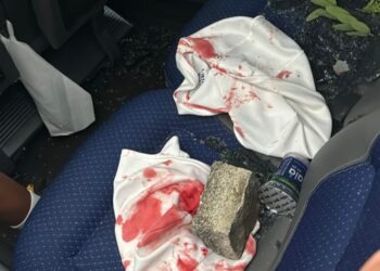 Após partida contra o Sport, ônibus do Fortaleza é apedrejado; Atletas são encaminhados ao hospital