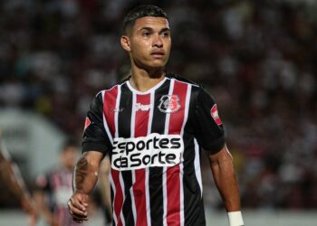 Santa Cruz: Matheus Melo e Thiaguinho são dúvidas para os próximos jogos