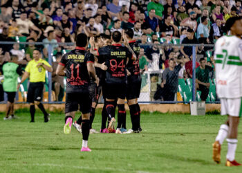 Sport: Mariano Soso cita gramado irregular, valoriza vitória em Teresina e projeta clássico contra o Santa Cruz