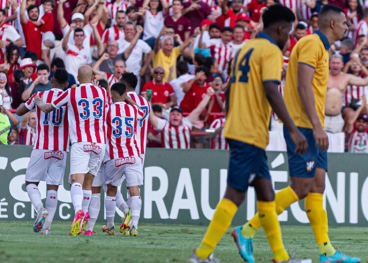 Com gol de Patrick Allan, Náutico vence o Retrô e garante vantagem na semifinal do Campeonato Pernambucano