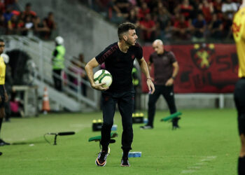 Mariano Soso elogia postura do Sport e assume responsabilidade por queda de rendimento nas finalizações: “Tenho que cobrar mais”