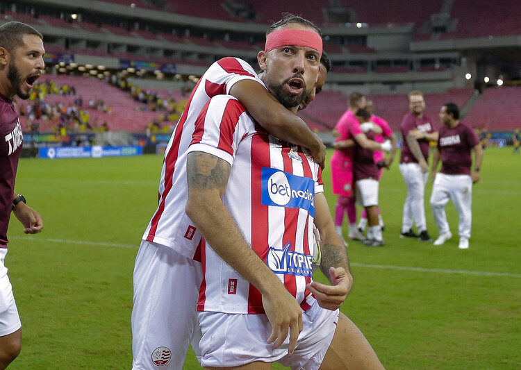 Náutico: Paulo Sérgio sofre punição após nova expulsão por gestos obscenos