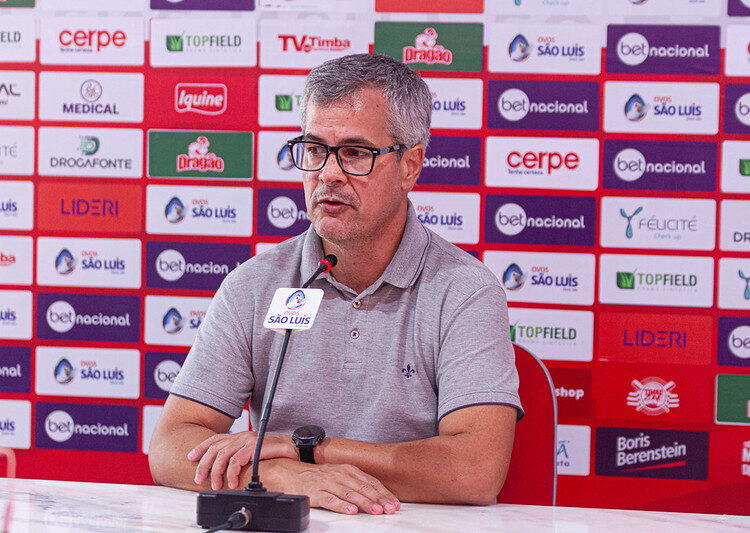 “Avaliação quando estiver todo mundo à disposição”, diz executivo do Náutico sobre trabalho de Allan Aal