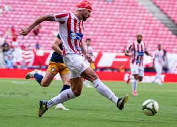 Náutico elimina Retrô nos pênaltis e decide Estadual com o Sport