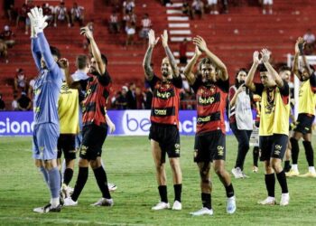 Sport vence Náutico, que demite técnico Allan Aal