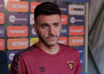 Sport: Mariano Soso elogia postura do time após classificação e minimiza polêmica no extracampo