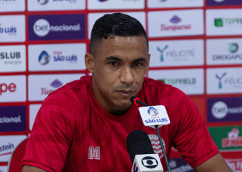 Arnaldo comenta chegada de Mazola Júnior ao Náutico: “Chacoalhada vai ser boa para todos”