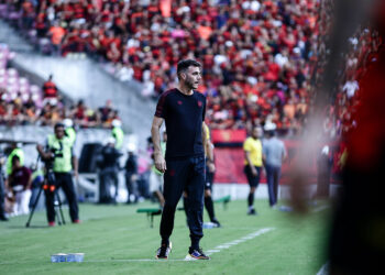 Mariano Soso destaca comprometimento do elenco do Sport após conquista do Pernambucano