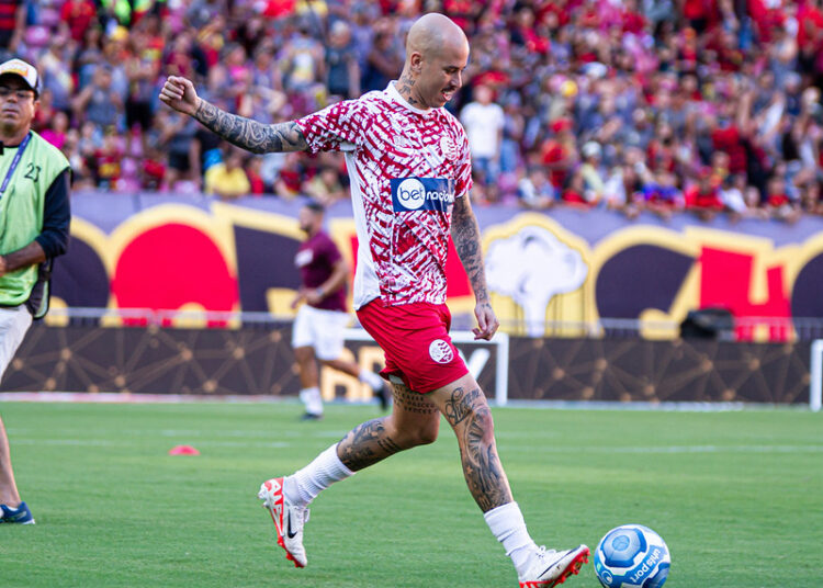 Náutico: Mais dois atletas estão com saída encaminhada do elenco