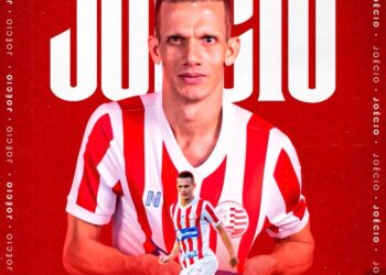 Náutico confirma renovação de contrato do zagueiro Joécio