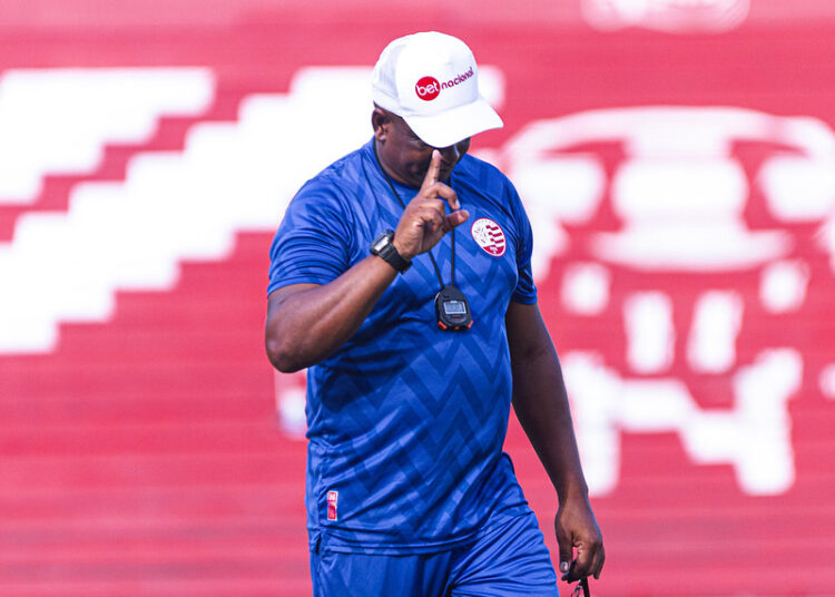 Preparador físico do Náutico comenta sobre metodologia de trabalho e período de treinos após jogo adiado