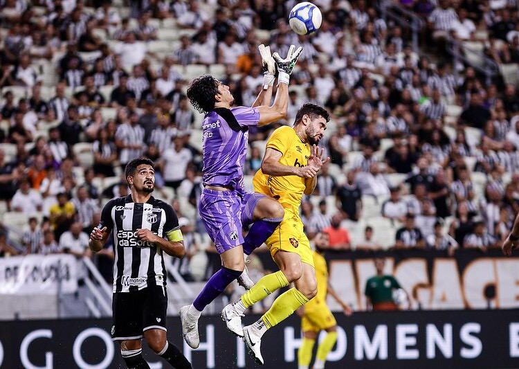 Sport segura empate com Ceará e volta ao G4