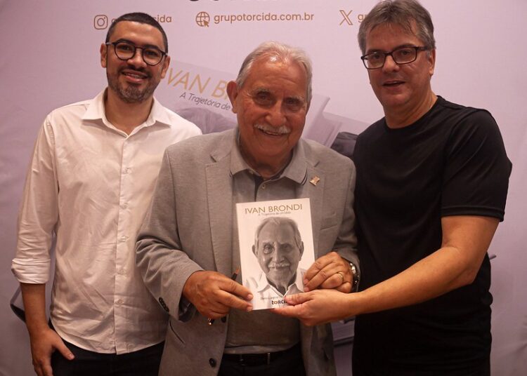 Lançamento da Biografia de Ivan Brondi, idolo do Náutico.